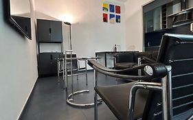 Domus
